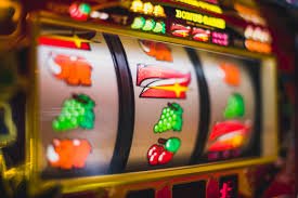777kya မိုဘိုင်းအက်ပ် Android iOS ဖုန်းမှ Casino Slots Sportsbook ကစားနိုင်သောမြင်ကွင်း